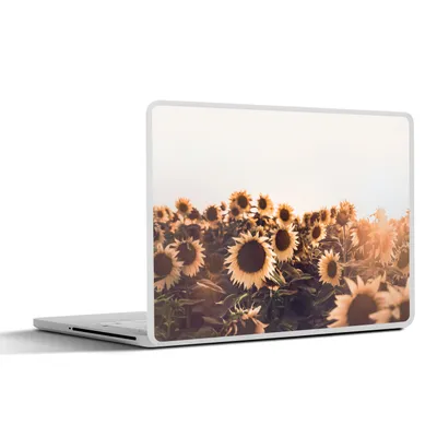 Produktbild von MuchoWow® Laptop Aufkleber Sticker Cover Sonnenblumen - Feld - Sonnenuntergang - Blumen - Gelb 31x22.5 cm - Laptop-Deko