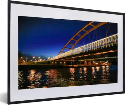 Produktbild von MuchoWow® MuchoWow® Gerahmtes Poster Wasser - Utrecht - Brücke 60x40 cm - Poster mit zchwarzem Bilderrahmen - Schlafzimmer - Plakat in Rahmen - Drucken