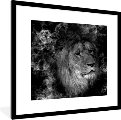 Produktbild von MuchoWow® Gerahmtes Poster Löwe - Rauch - Tiere - Schwarz - Weiß 40x40 cm - Poster mit Schwarzem Bilderrahmen Wandposter Rahmen Foto Bilder - Poster - Plakat im Rahmen