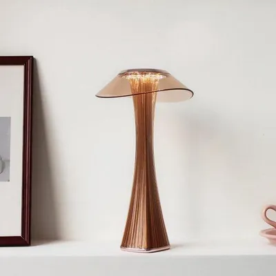 Obrázek produktu pro Otočná stolní lampa s dotykovým ovládáním, USB nabíjení - 3 barvy světla - Atmosférické osvětlení do ložnice a jídelny