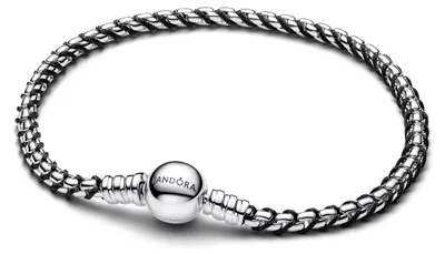 Productafbeelding van PANDORA Moments zwarte koordketting voor armband, gemaakt van sterling zilver, compatibel met