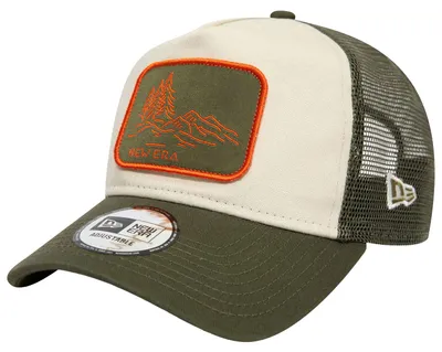 Produktbild von New Era A-Frame Washed Trucker Cap Patch beige/green