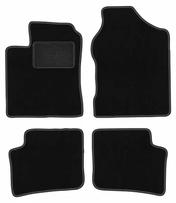 Produktbild von Velours-Fußmatten für Daihatsu Trevis 2006-2009 (Schrägheck) – 4-tlg, Schwarz, passgenau – Wielganizator LUX