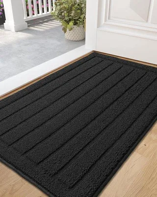 Produktbild von Unyqoos® Saug- und rutschfeste Türmatte für den Innenbereich mit einfacher Reinigung 50 x 90 cm Schwarz