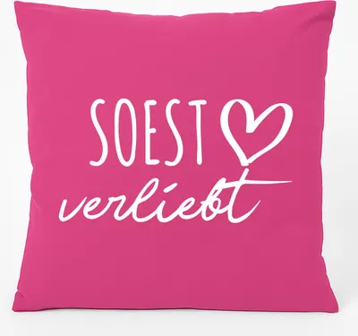 Produktbild von Huuraa Kissen Soest verliebt 40x40cm mit Füllung Fuchsia Baumwolle Dekokissen Geschenkidee