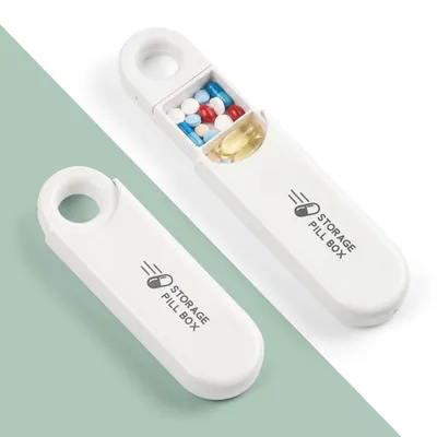 Immagine prodotto di Contenitore per pillole con 3 scomparti, piccolo, ideale per il viaggio, senza BPA, 11,6 cm