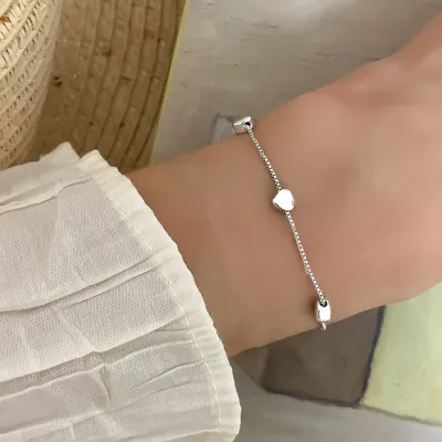 Produktbild von Damen-Armband, verstellbar, süß, elegant, heller Glanz, alle passenden Dekorationsgeschenke, Liebesherz-Kettenarmband, Party-Charm-Schmuck für Freundinnen