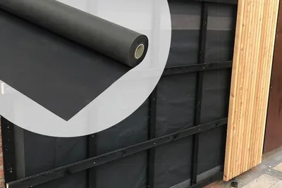 Image de Film de façade résistant aux UV noir pour bardage ouvert - Rouleau 1,5 x 50 mètres