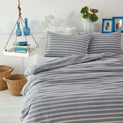 Produktbild von Bettwaren-Shop Melange Streifen Bettwäsche Doubleface 155x220 cm + 80x80 cm grau