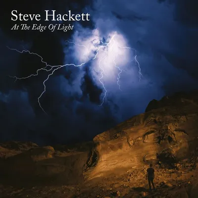 Produktbild von At The Edge Of Light