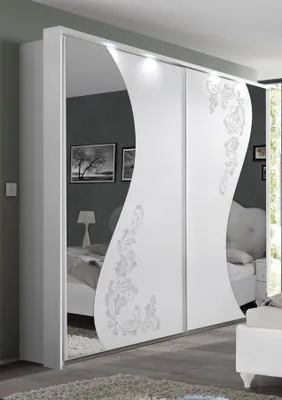 Produktbild von Kleiderschrank "Noella" in Weiss Melamin mit Siebdruck und Spiegel mit 2 Türen und 2 Einlegeböden. Abmessungen (BxHxT) 243x230x57 cm