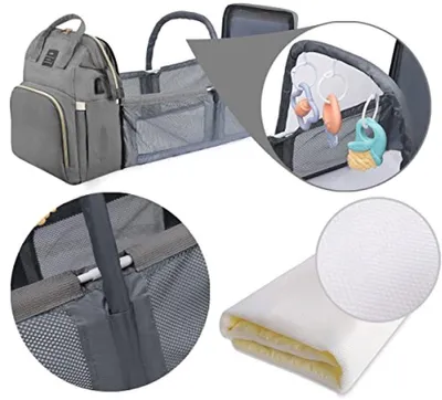 Multifunktionaler Wickelrucksack mit Wickelauflage und USB-Ladeanschluss