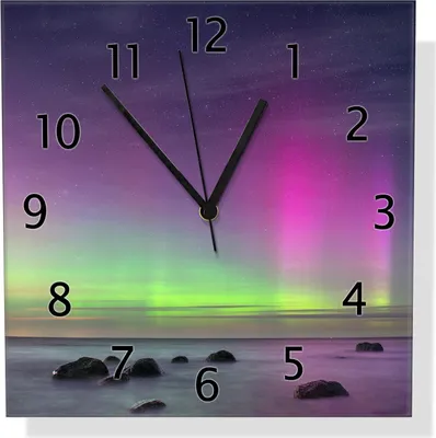 Produktbild von Wallario Design Wanduhr Lichter über stillem Meer aus Echtglas, Größe 30 x 30 cm