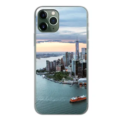 Produktbild von MuchoWow® Handyhülle Schutzhülle Hülle für iPhone 11 Pro Luftaufnahme von New York Silikon Softcase Handy Hülle - Handy