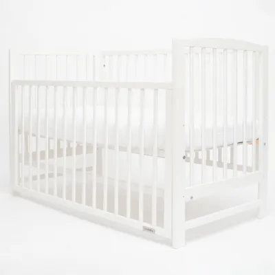 Immagine prodotto di Lettino New Baby LILLY con sponda estraibile bianco