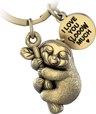 Produktbild von "I love you slooow much" Faultier Schlüsselanhänger "Dreamy" in Antique Bronze mit Gravur - Liebevoller Glücksbringer