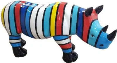 Produktbild von Casa Padrino Designer Dekofigur Nashorn Bunt Gestreift 75 x H. 35 cm - Wohnzimmer Deko Skulptur - Gartendeko Skulptur - Wetterbeständige Tierfigur
