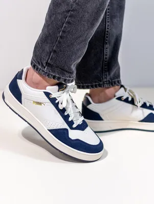 Produktbild von Puma Court Classic SD Sneakers Laag - Blauw - Maat 48
