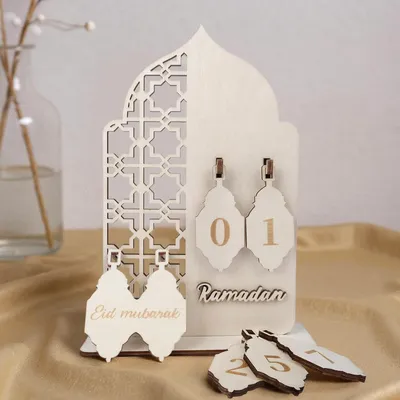 Productafbeelding van Ramadan-kalender van hout - Herbruikbare aftelkalender & Eid Mubarak-decoratie