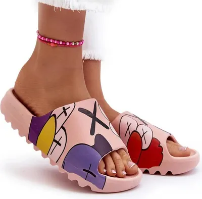 Produktbild von Gummi Flip-Flops mit rosafarbenem Monsterdruck 37