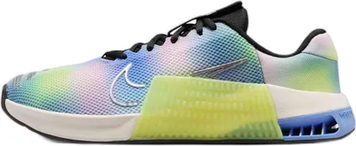 Productafbeelding van Nike sneakers, model HJ6211-001, in een multicolor design, maat 40