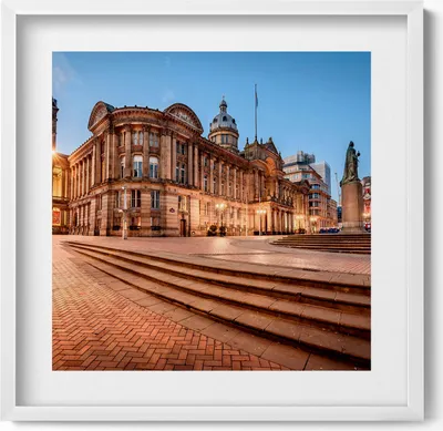 Produktbild von Rathaus von Birmingham, England– Wandbild mit Rahmen – Gerahmtes Bild  – Wanddekoration – 50x50 cm –  Weiß Rahmen