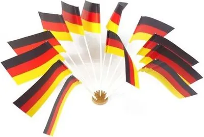 Produktbild von 10 Flaggen, Papier 12 cm x 22 cm "Deutschland"