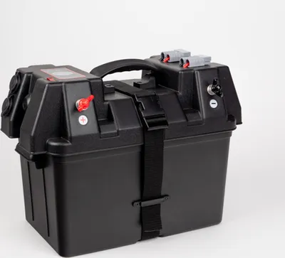 Produktbild von Carbest Universal Batteriebox Energy-Station mit Außenklemmen Batteriekasten