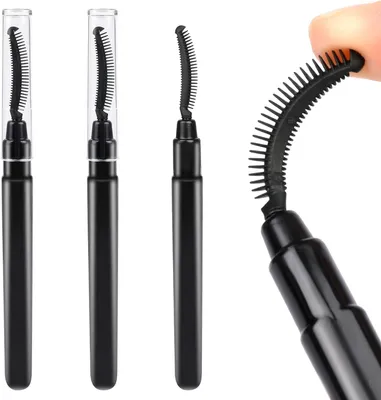 Produktbild von Set aus 3 Wimpernkämmen mit Puderkappe, schwarzem Augenbrauenpinsel und Wimperntrenner zum Trennen der Wimpern