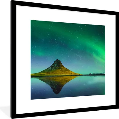 Produktbild von MuchoWow® Gerahmtes Poster Nordlicht - Berge - Wasser - Island - Natur 40x40 cm - Poster mit Schwarzem Bilderrahmen Wandposter Rahmen Foto Bilder - Poster - Plakat im Rahmen