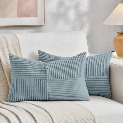 Produktbild von Set mit 2 hellblauen Cord-Kissenbezügen, 40 x 70 cm, weich, moderne Dekokissenbezüge, Sofakissen, Boho-Dekoration für Sofa, Schlafzimmer, Wohnzimmer, Bett