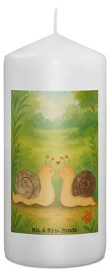 Produktbild von Mr. & Mrs. Panda Kerze Schnecken Liebe Design 15 x 7 cm - Weiß - Geschenk, Zufrieden, Zylinderkerze, Stumpenkerze, Erinnerungslicht, Wachskerze, Pärchen, Paar, Ehefrau