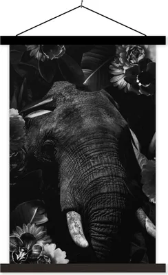 Produktbild von MuchoWow® Textilposter Botanischer Elefant vor dunklem Hintergrund - schwarz und weiß 40x60 cm mit schwarzem Rahmen - Wanddekorationen