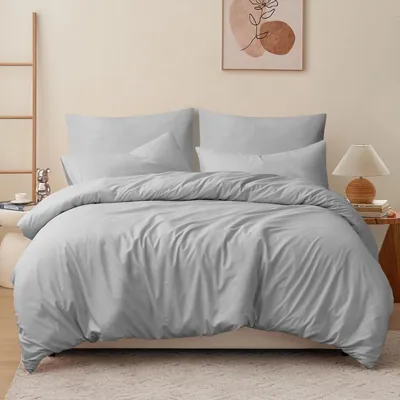 Immagine prodotto di Set di lenzuola matrimoniali 200x200 cm, composto da 3 pezzi, colore grigio chiaro, in microfibra, con chiusura a zip