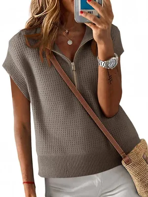 Produktbild von Kurzes,bauchfreies Stricktop für Damen mit halben Ärmeln,Reißverschluss an den Flügeln,leichter Oversize-Schnitt
