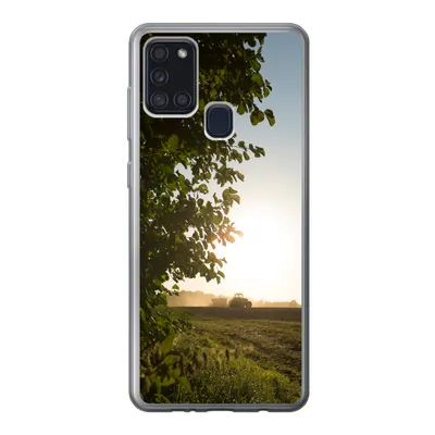 Produktbild von MuchoWow® Handyhülle Schutzhülle Hülle für Samsung Galaxy A21s Traktor - Bauernhof - Sonne Silikon Softcase Handy Hülle - Hartschale