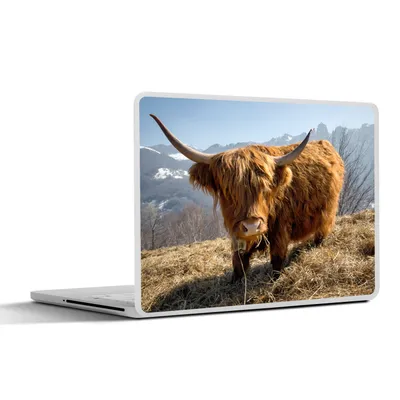 Produktbild von MuchoWow® Laptop Aufkleber Sticker Cover Schottischer Highlander - Berg - Schnee 30x21 cm - Sticker für Laptop - Selbstklebend