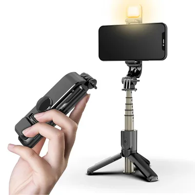 Produktbild von Techsuit – Mini-Selfie-Stick mit stabilem Stativ, Bluetooth-Fernbedienung und zusätzlichem Licht, 70 cm – schwarz