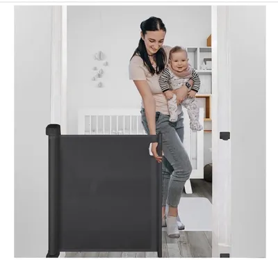 Produktbild von Roll-Up Treppenschutzgitter mit Schlossanzeige - Bis 140 cm Breite