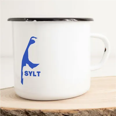 Produktbild von Huuraa Emaille Tasse Sylt Geschenk Kaffeebecher Vintage 300ml Sylt Präsent