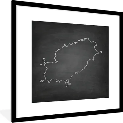 Produktbild von MuchoWow® Gerahmtes Poster Eine Illustration der Karte von Ibiza auf einer schwarzen Kreidetafel 40x40 cm - Poster mit Schwarzem Bilderrahmen Wandposter Rahmen Foto Bilder - Poster - Plakat im Rahmen