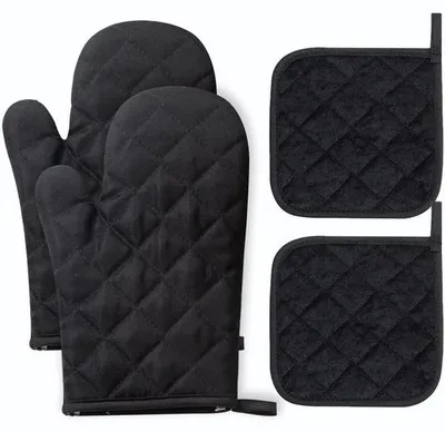 Productafbeelding van Azomor® Set van vier hittebestendige ovenwanten met een antislip ontwerp voor veilig koken
