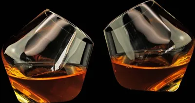 Obrázek produktu pro Sklenice na whisky na kolečkách sada 2 ks