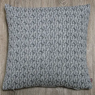 Produktbild von Kissenhülle Kissenbezug Iridion grau silber 48x48cm Hossner WA