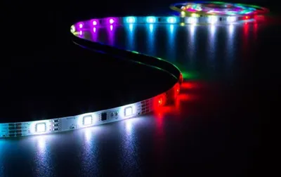 Produktbild von Perel Set mit digital animiertem LED-Streifen, 150 helle 5050 LEDs, RGB-Controller und Netzteil,