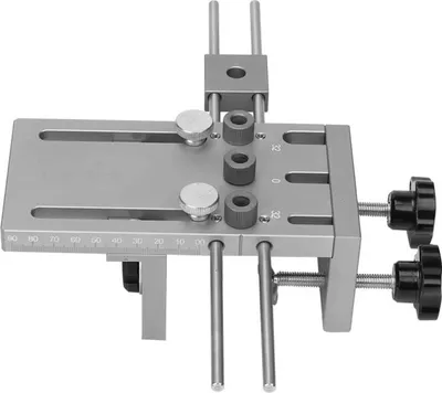 Produktbild von 3-in-1-Dübelbohrlehren-Set mit selbstzentrierender Lochzange und 600-mm-Verlängerungsstange
