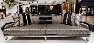 Produktbild von Casa Padrino Luxus Art Deco Sofa Gold / Cremefarben / Schwarz / Gold - Art Deco Wohnzimmer & Hotel Möbel - Luxus Kollektion