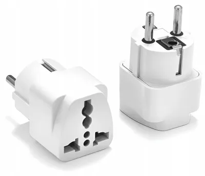 Produktbild von MatMay Reiseadapter UK/PL Universal Schweiz EU USA UK