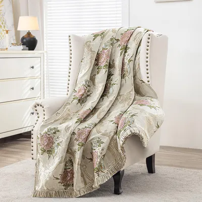 Obrázek produktu pro Jacquard deka s třásněmi pro postel a pohovku, 132x182 cm