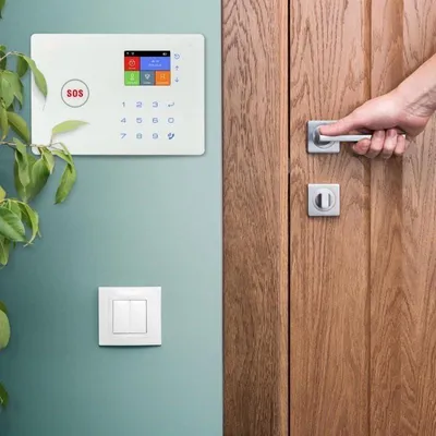 Zdjęcie produktu dla Inteligentny system alarmowy WiFi i GSM z czujnikami ruchu i otwarcia drzwi/okien